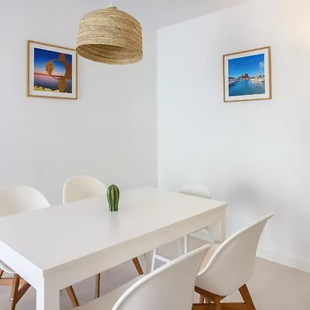 3 Bedroom Stunning In Apartment